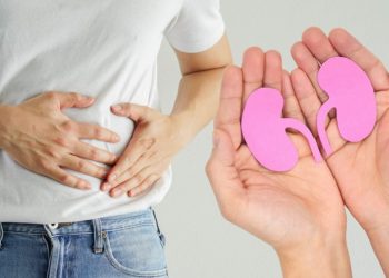 শরীরে যেসব লক্ষণ দেখলেই বুঝবেন কিডনি ক্যানসারে ভুগছেন