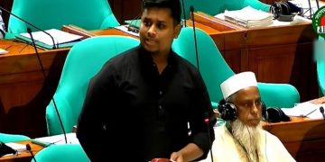 সরকারি কর্মকর্তাদের বেতন বৃদ্ধি নিয়ে সংসদে হাসনাতের প্রশ্ন, যা বললেন প্রতিমন্ত্রী