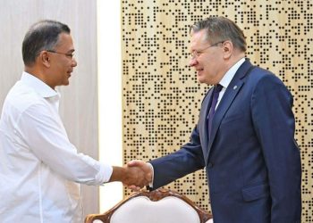 প্রধানমন্ত্রী তারেক রহমানের সঙ্গে সাক্ষাৎ করেছেন রোসাটমের মহাপরিচালক