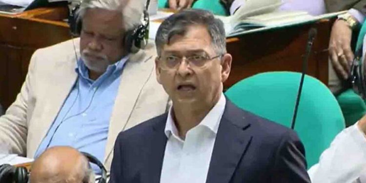 পুলিশে নতুন সাড়ে ১৪ হাজার পদ সৃষ্টি হচ্ছে: স্বরাষ্ট্রমন্ত্রী