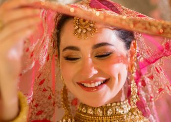 প্রাক্তনের প্রেমে আবারও মজলেন হানিয়া আমির