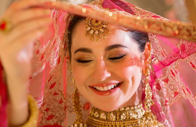 প্রাক্তনের প্রেমে আবারও মজলেন হানিয়া আমির