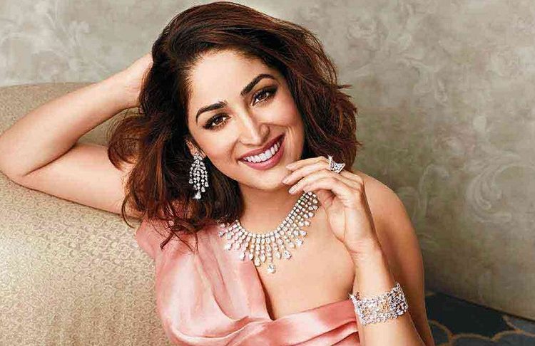 পবিত্র কোরআন শিখেছিলেন ইয়ামি গৌতম!