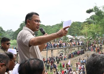 গণভোট ও জুলাই সনদ নিয়ে বিভ্রান্তকারীদের প্রশ্রয় না দেওয়ার আহ্বান প্রধানমন্ত্রীর