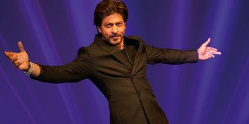 যে সিনেমা ফ্লপ হওয়ায় পারিশ্রমিক ফিরিয়ে দেন শাহরুখ