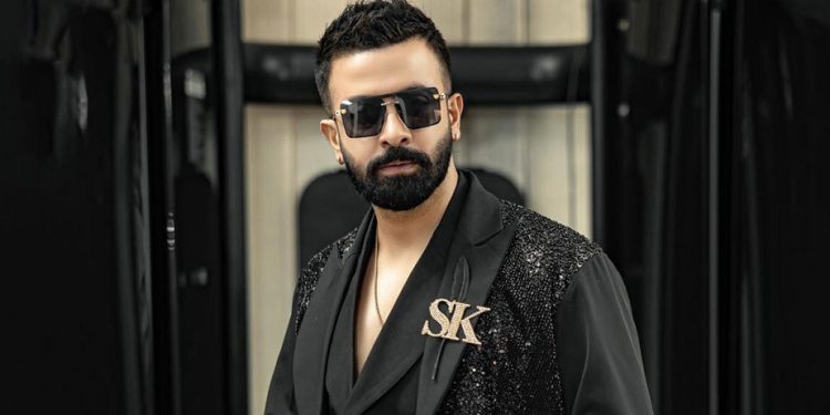 বাড়তি পারিশ্রমিকের দাবিতে ‘প্রিন্স’-এর শুটিং বন্ধ রেখেছিলেন শাকিব?