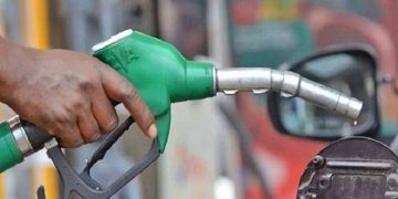 চালু হচ্ছে ‘ফুয়েল পাস’ ব্যবস্থা মোবাইল অ্যাপ দিয়েই কিনতে পারবেন জ্বালানি তেল,