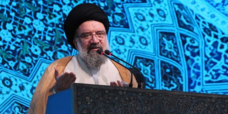 যুক্তরাষ্ট্রকে বিশ্বাস করা হবে আত্মঘাতী: তেহরানের জুমার খতিব