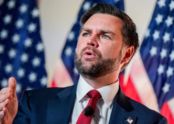 বল এখন ইরানের কোর্টে: জেডি ভ্যান্স