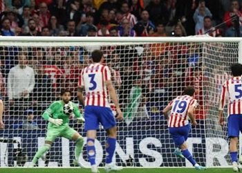 দুই পেনাল্টির ম্যাচে আর্সেনাল-আতলেতিকোর ড্র