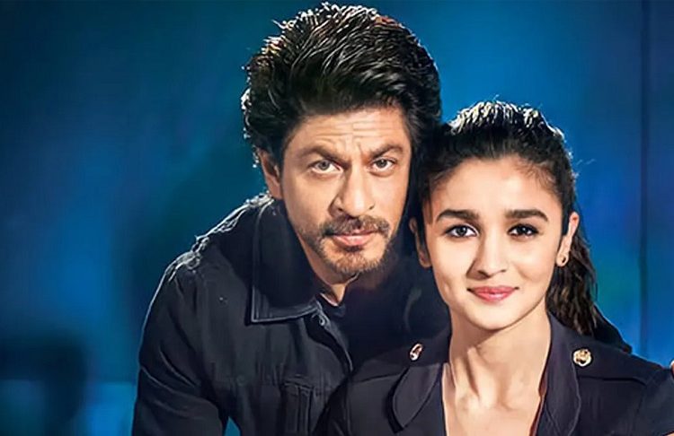 এবার আলিয়ার সঙ্গে রোম্যান্স করবেন শাহরুখ!