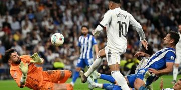 লা লিগায় আলাভেসকে ২-১ গোলে হারিয়েছে রিয়াল মাদ্রিদ