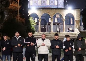 যুদ্ধবিরতি: ৪০ দিন পর আল-আকসা মসজিদে মুসল্লিদের নামাজ আদায়