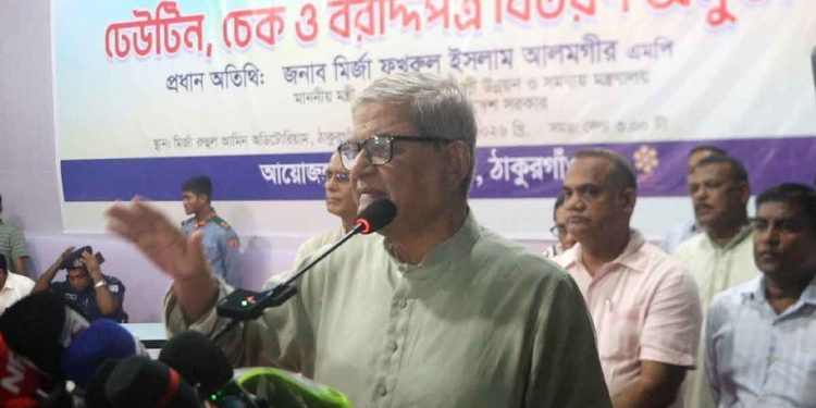 কিছু মানুষ তেল নিয়ে অনৈতিক ব্যবসা শুরু করেছে: মির্জা ফখরুল