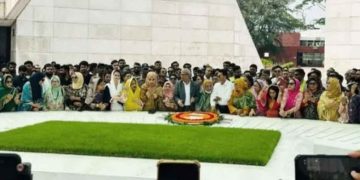 বিএনপির সংরক্ষিত নারী এমপিরা জিয়াউর রহমান ও বেগম খালেদা জিয়ার সমাধিতে শ্রদ্ধা জানালেন