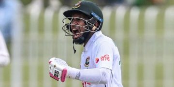 জন্মদিনে তামিমকে টপকে ইতিহাস গড়লেন মুশফিক