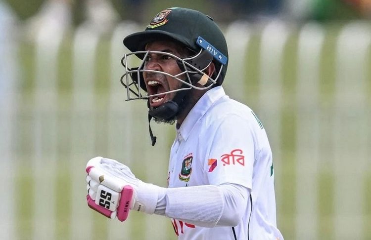 জন্মদিনে তামিমকে টপকে ইতিহাস গড়লেন মুশফিক