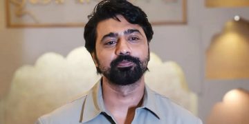 রাজনীতিতে আর জড়াতে চান না দেব, ফিরছেন অভিনয়ে