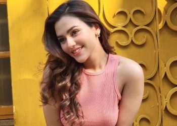 সুখবর দিলেন নুসরাত ফারিয়া
