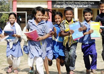 দীর্ঘ ছুটি শেষে রোববার খুলছে শিক্ষাপ্রতিষ্ঠান