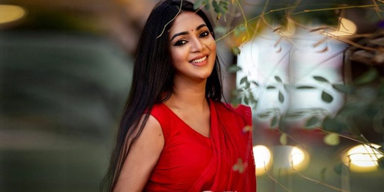 প্রভার উপদেশ: কখনো বিবাহিত ছেলের প্রেমে পড়বে না