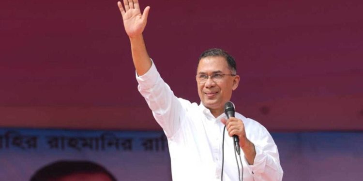 দয়া করে প্রধানমন্ত্রীকে বিব্রত করবেন না