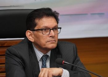 দেশে ফিরলেন পররাষ্ট্রমন্ত্রী