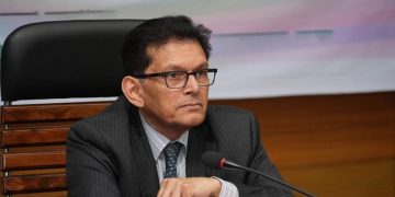দেশে ফিরলেন পররাষ্ট্রমন্ত্রী