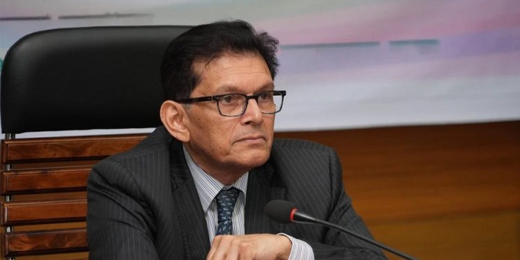 দেশে ফিরলেন পররাষ্ট্রমন্ত্রী
