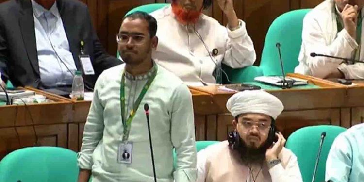 হান্নান মাসউদের এমপি পদের বৈধতা নিয়ে প্রশ্ন তুললেন রাশেদ খাঁন!