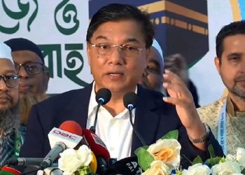 শুধু বিমান টিকিট নয়, হজ প্যাকেজ সাজানো হবে আনুষঙ্গিক খরচ কমিয়ে: বিমান প্রতিমন্ত্রী