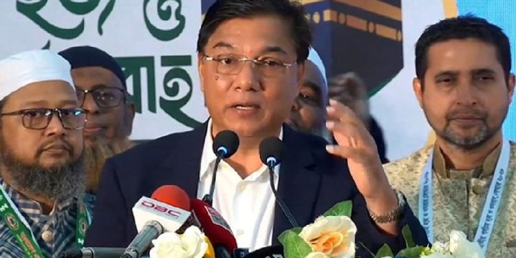 শুধু বিমান টিকিট নয়, হজ প্যাকেজ সাজানো হবে আনুষঙ্গিক খরচ কমিয়ে: বিমান প্রতিমন্ত্রী