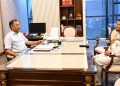 প্রধানমন্ত্রী তারেক রহমানের সঙ্গে সাক্ষাৎ করেছেন বিদায়ী নৌবাহিনী প্রধান অ্যাডমিরাল এম নাজমুল হাসান