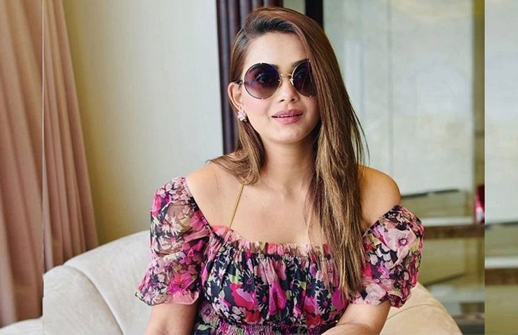 তানজিন তিশাকে আদালতে হাজির হওয়ার নির্দেশ