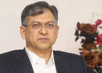 আমিরাত থেকে বেনজিরকে দেশে ফেরানো নিয়ে যা বললেন স্বরাষ্ট্রমন্ত্রী