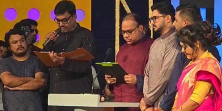শপথ নিলো বাংলাদেশ চলচ্চিত্র শিল্পী সমিতির নতুন কমিটি