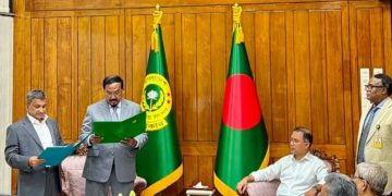 চট্টগ্রাম-২ আসনের সংসদ সদস্য হিসেবে শপথ নিলেন সারোয়ার আলমগীর