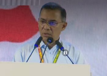 আল্লাহ আমাকে প্রতিশোধ নেওয়ার ক্ষমতা দিয়েছেন, আমার দায়িত্ব দেশকে ঐক্যবদ্ধ করা: প্রধানমন্ত্রী