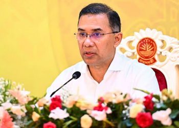 বেতনের ১০ শতাংশ সরকারি কোষাগারে ফিরিয়ে দেন প্রধানমন্ত্রী