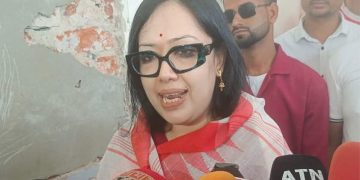 আমার কমনসেন্স বলে, শেখ হাসিনা নিশ্চয়ই দেশে ফিরে আসবেন: রুমিন ফারহানা