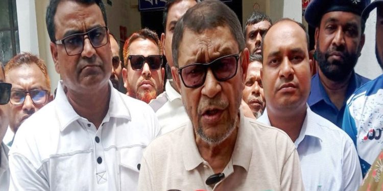 শিগগিরই ১ লাখ স্বাস্থ্যকর্মী নিয়োগ: স্বাস্থ্যমন্ত্রী সাখাওয়াত হোসেন