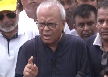 স্বার্থ ছাড়া ভারত বন্ধুত্বপূর্ণ আমন্ত্রণ জানালে সাধুবাদ জানায় সরকার: রুহুল কবির রিজভী
