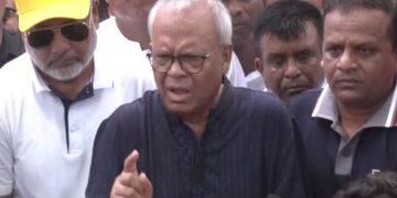 স্বার্থ ছাড়া ভারত বন্ধুত্বপূর্ণ আমন্ত্রণ জানালে সাধুবাদ জানায় সরকার: রুহুল কবির রিজভী