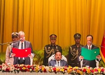 শপথ নিলেন ২৩তম রাষ্ট্রপতি মির্জা ফখরুল ইসলাম আলমগীর