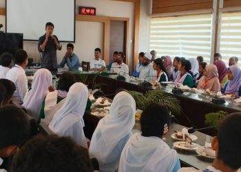 নেত্রকোনায় ১০ উপজেলার শিক্ষার্থীদের বিতর্ক কর্মশালা অনুষ্ঠিত