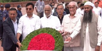 জাতীয় স্মৃতিসৌধে নতুন মন্ত্রী-প্রতিমন্ত্রীদের শ্রদ্ধা