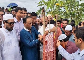 বৃক্ষ হত্যায় জড়িতদের ৪৮ ঘণ্টার মধ্যে গ্ৰেপ্তারের নির্দেশ দিলেন ডেপুটি স্পিকার