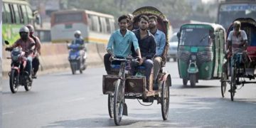 নিষিদ্ধ হচ্ছে ঢাকার প্রধান সড়কে অটোরিকশা