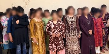 স্পা সেন্টারের আড়ালে অসামাজিক কর্মকাণ্ড, আটক- ৫৩