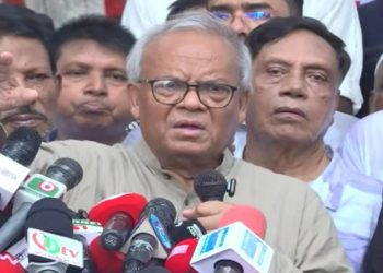 বিরোধীদের স্বাধীনতাই গণতান্ত্রিক অধিকারের বহিঃপ্রকাশ: রিজভী